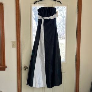 Jessica McCintock black and white strapless floor length dress. Size 3